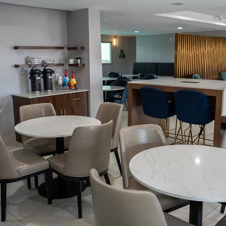 La Quinta By Wyndham Dallas Месквіт Екстер'єр фото
